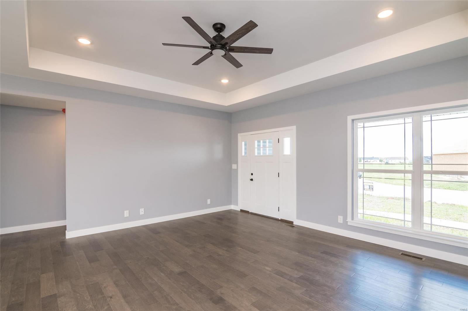 217 Ranchero Drive Hamel, IL 62046 - Photo 5 of 31