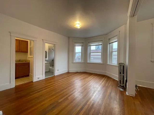 $2,400 | 11 Tetlow Street, Unit 54, Boston, MA 02115