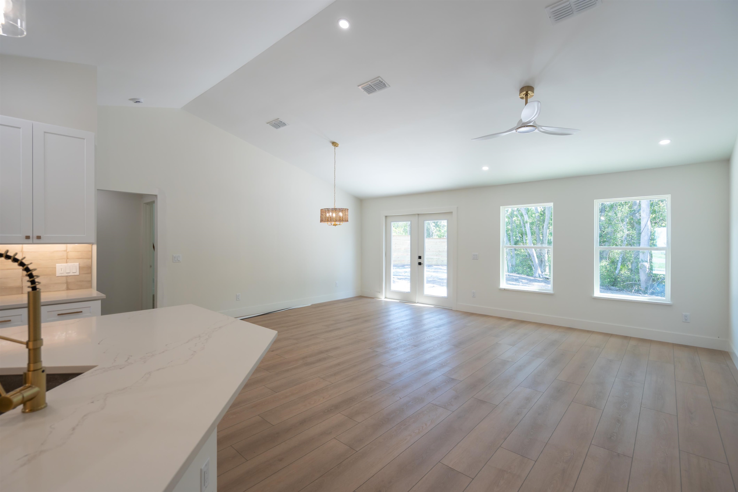 411 Royal Road St. Augustine, FL 32086 - Photo 21 of 43 a view of a livingroom with a window