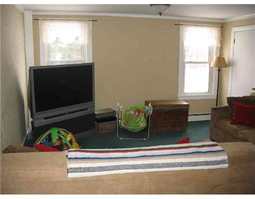 54 Hewett Road Dover-Foxcroft, ME 04426 - Photo 10 of 25 Living Room.