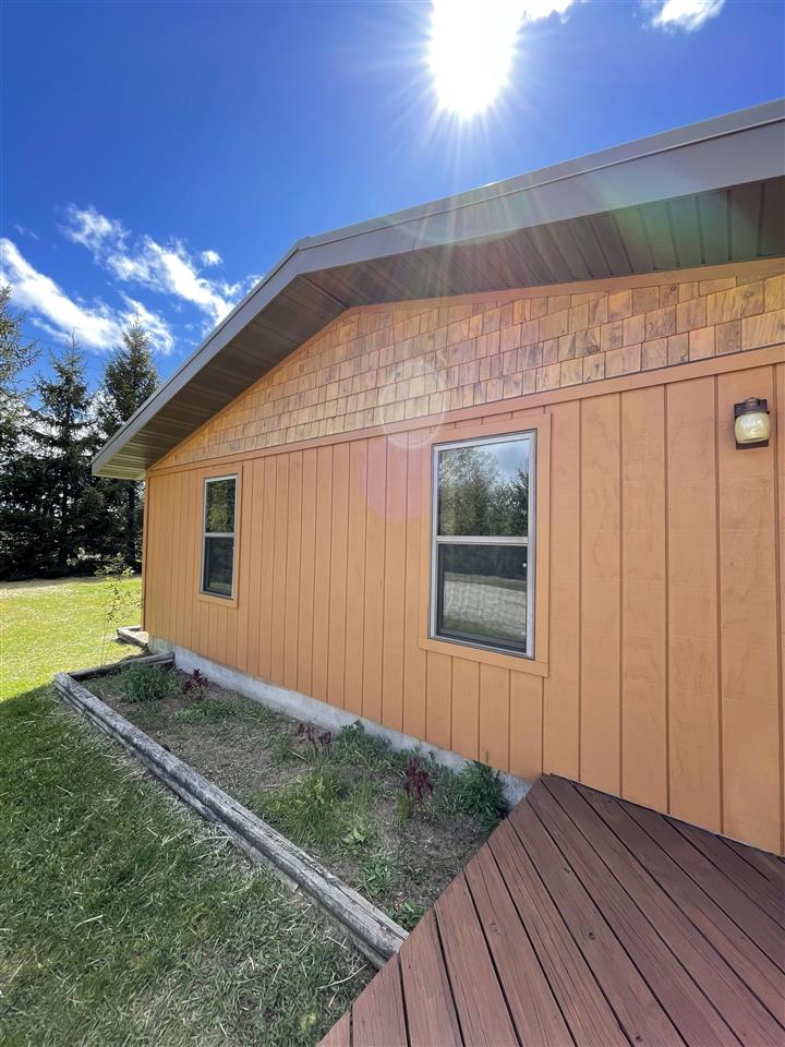 20822 Cinder Road Interlochen, MI 49643 - Photo 6 of 59 1887333-5.JPG