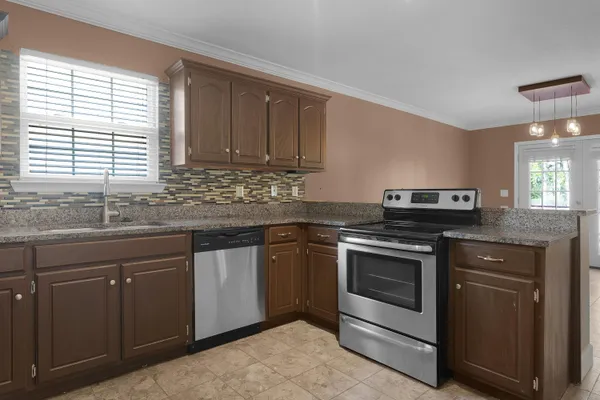 $300,000 | 5578 Sarah Drive, Ooltewah, TN 37363