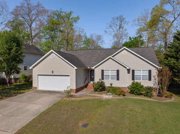 $300,000 | 5578 Sarah Drive, Ooltewah, TN 37363