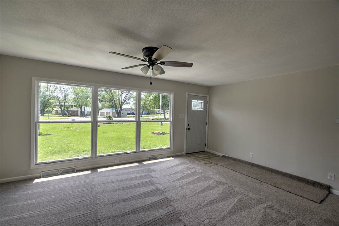 3185 South Wheatland Road Decatur, IL 62521 - Photo 12 of 32 Gallery Image 12