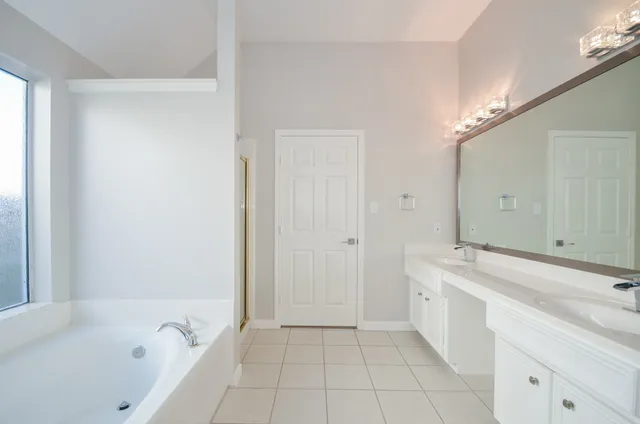 $2,295 | 2123 Thistlerock Lane, Sugar Land, TX 77479