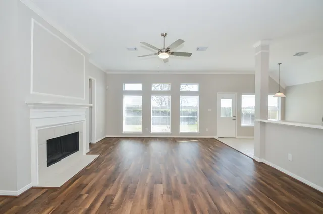 $2,295 | 2123 Thistlerock Lane, Sugar Land, TX 77479