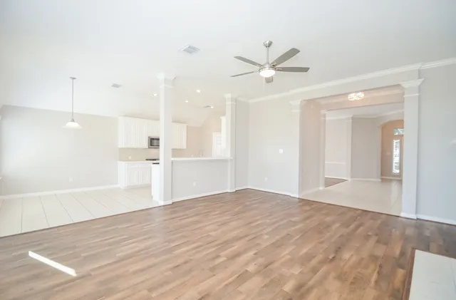 $2,295 | 2123 Thistlerock Lane, Sugar Land, TX 77479