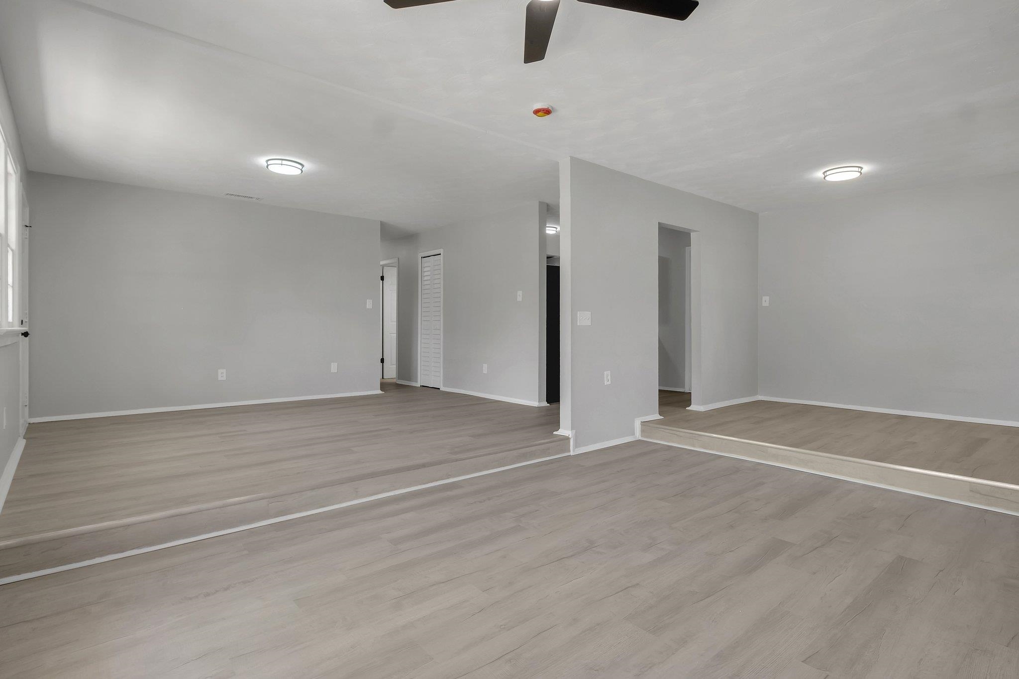 2116 Cambridge Drive Tallahassee, FL 32304 - Photo 4 of 23