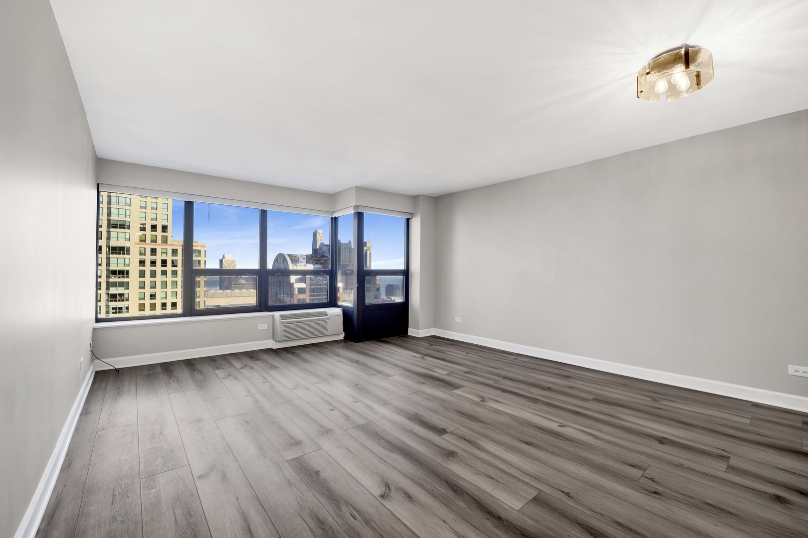 30 East Huron Street, Unit 4901 Chicago, IL 60611 - Photo 7 of 36