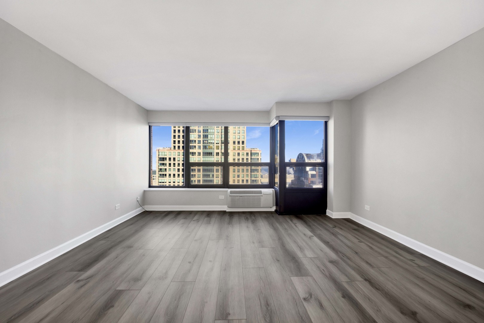 30 East Huron Street, Unit 4901 Chicago, IL 60611 - Photo 9 of 36