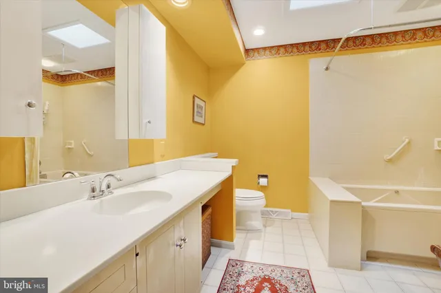 $585,000 | 811 Michigan Avenue, Lemoyne, PA 17043