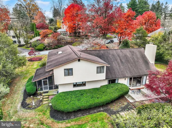 $550,000 | 811 Michigan Avenue, Lemoyne, PA 17043