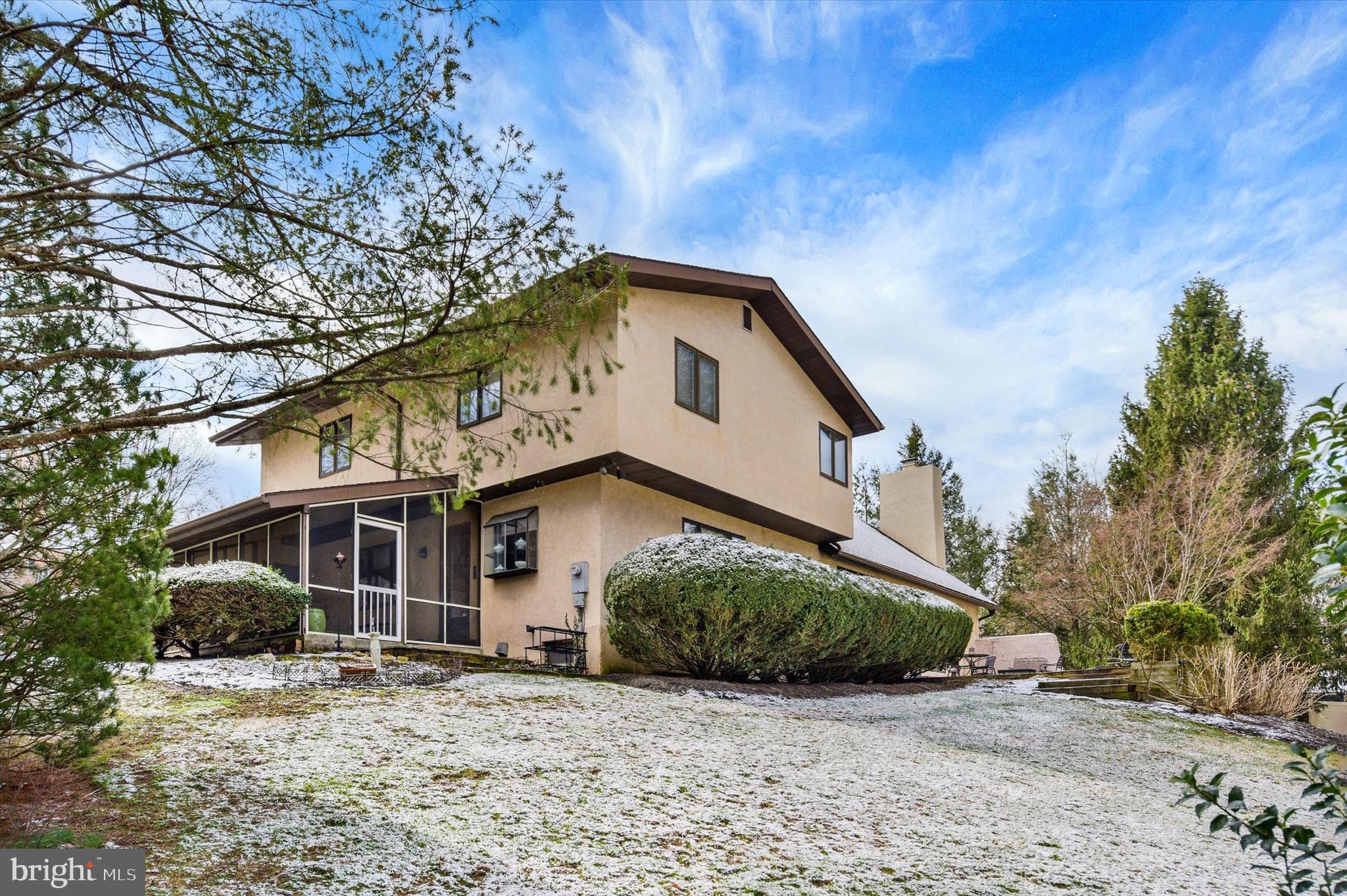 811 Michigan Avenue Lemoyne, PA 17043 - Photo 45 of 50 a front view of a house with a yard