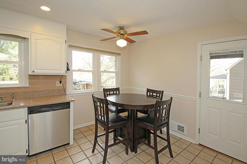 809 Rowen Road Silver Spring, MD 20910 - Photo 11 of 30 Kitchen