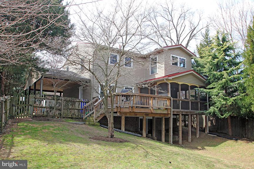 809 Rowen Road Silver Spring, MD 20910 - Photo 29 of 30 Exterior (Rear)