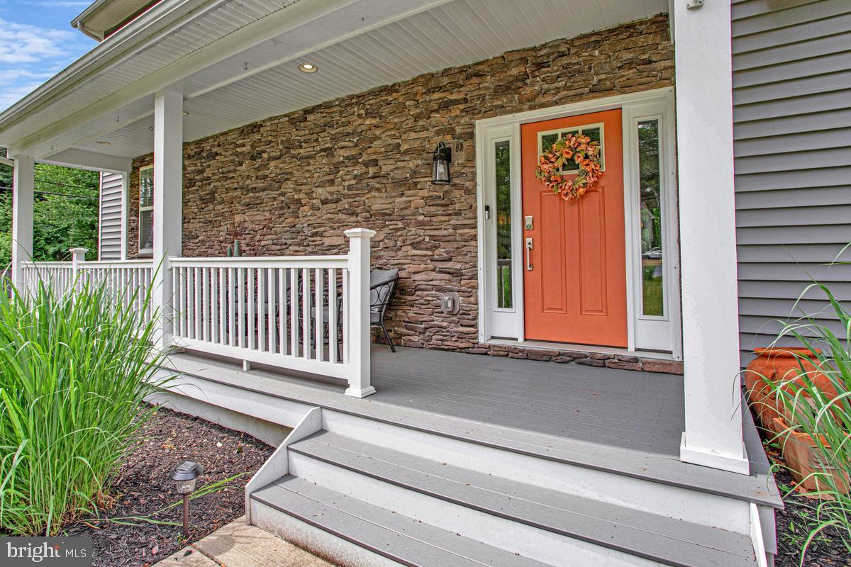 2978 Valley View Road Annapolis, MD 21401 - Photo 5 of 61