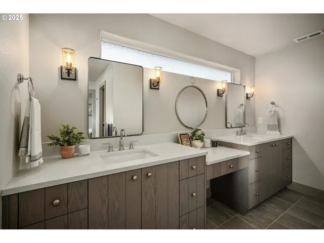 $649,900 | 7531 Lennox Lane Northeast, Keizer, OR 97303