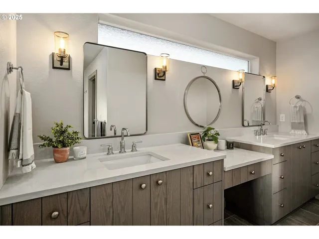 $649,900 | 7531 Lennox Lane Northeast, Keizer, OR 97303