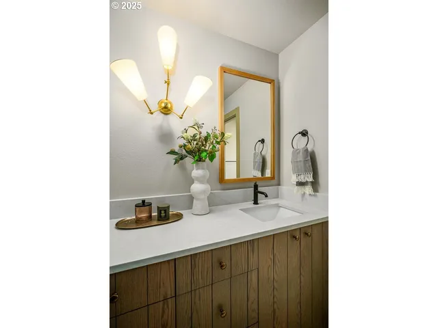 $649,900 | 7531 Lennox Lane Northeast, Keizer, OR 97303