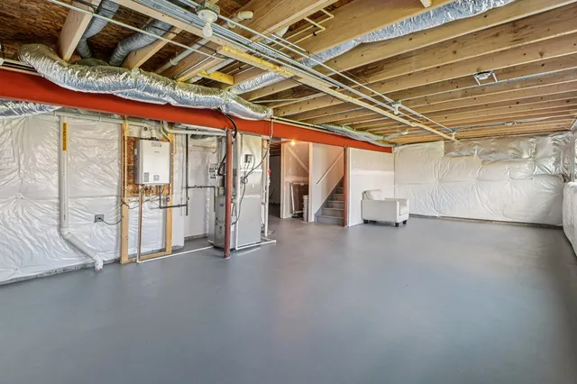 $469,990 | 974 Garnet Lane, Montgomery, IL 60538