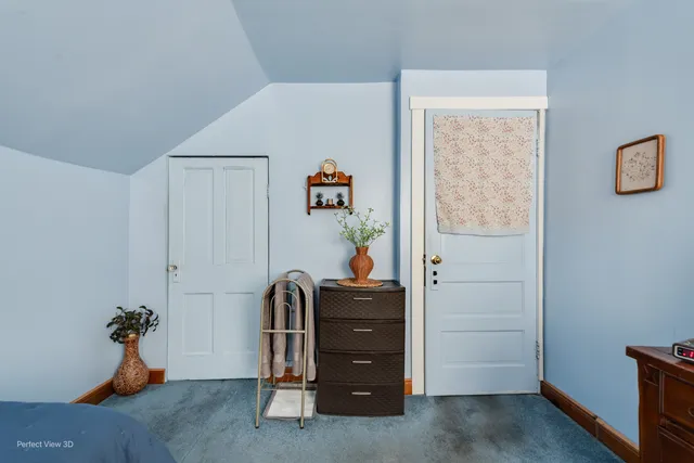 $339,999 | 1634 East Lincoln Avenue, Des Plaines, IL 60018