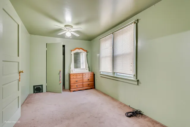 $339,999 | 1634 East Lincoln Avenue, Des Plaines, IL 60018