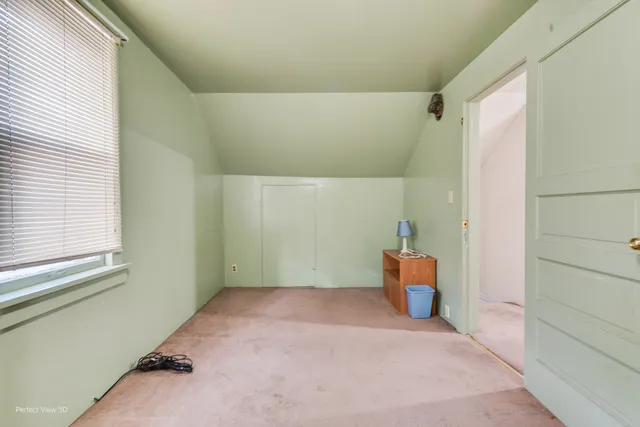 $339,999 | 1634 East Lincoln Avenue, Des Plaines, IL 60018