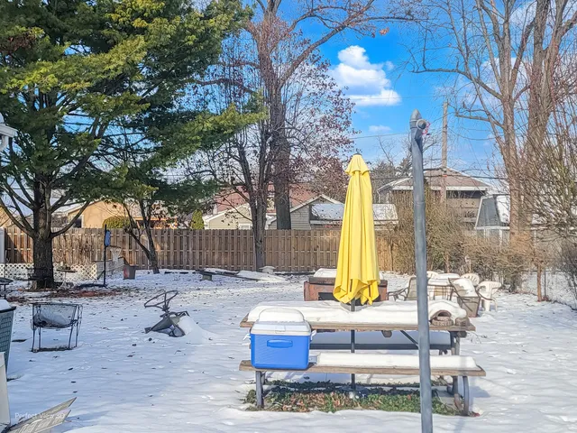 $339,999 | 1634 East Lincoln Avenue, Des Plaines, IL 60018