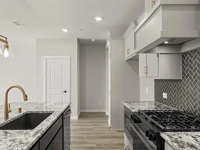 $2,390 | 2902 Wheelhouse Way, Wylie, TX 75098