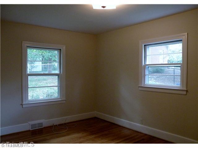 1044 Huntingdon Road Winston-Salem, NC 27104 - Photo 7 of 15 3rd Bedroom.