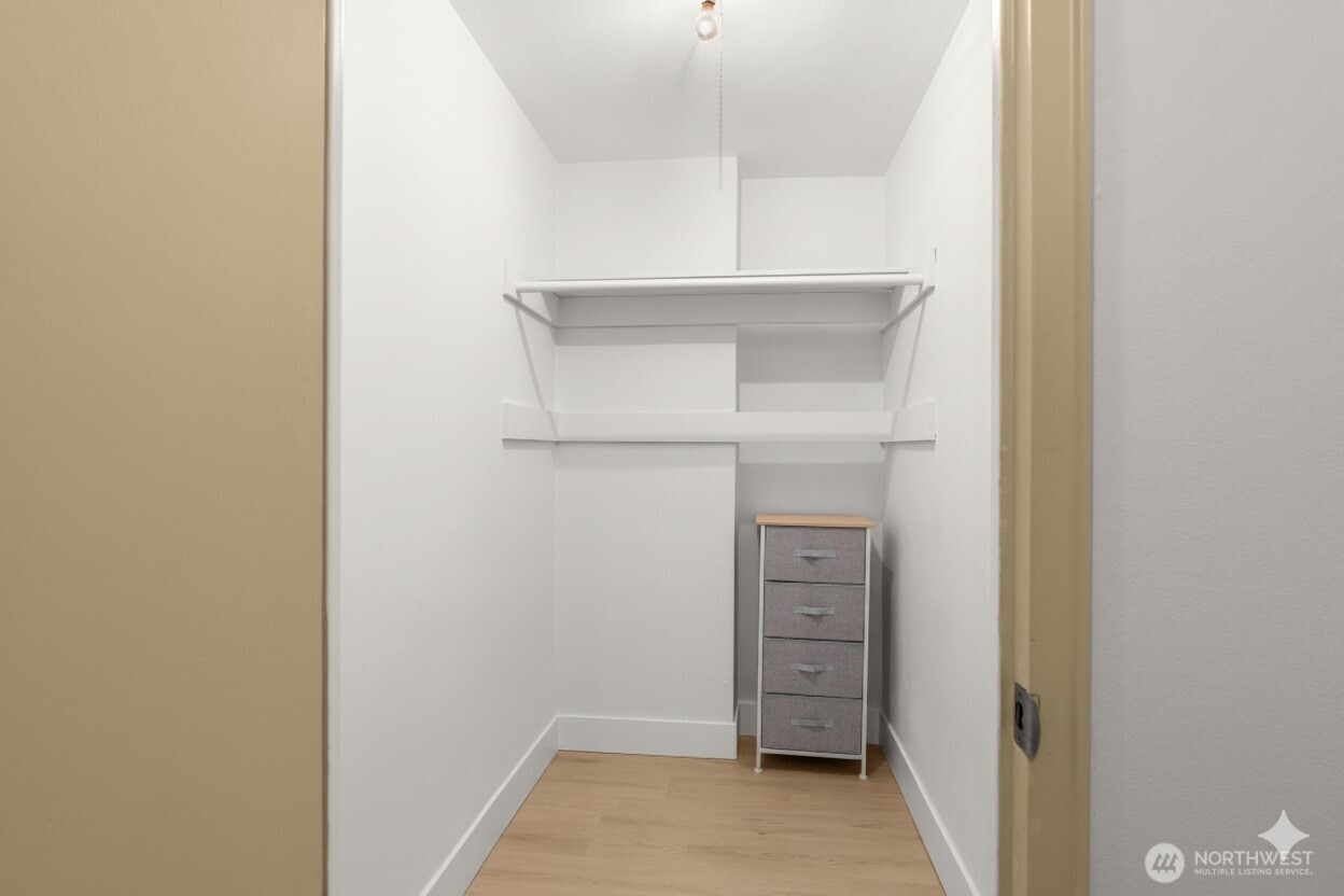 1105 Spring Street, Unit 304 Seattle, WA 98104 - Photo 21 of 31 Gallery Image 21