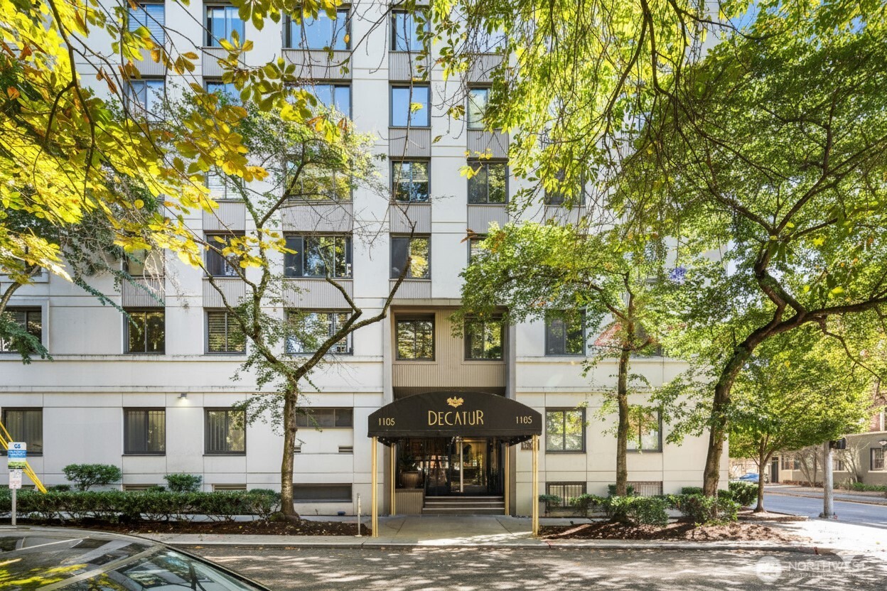 1105 Spring Street, Unit 304 Seattle, WA 98104 - Photo 31 of 31 Gallery Image 31