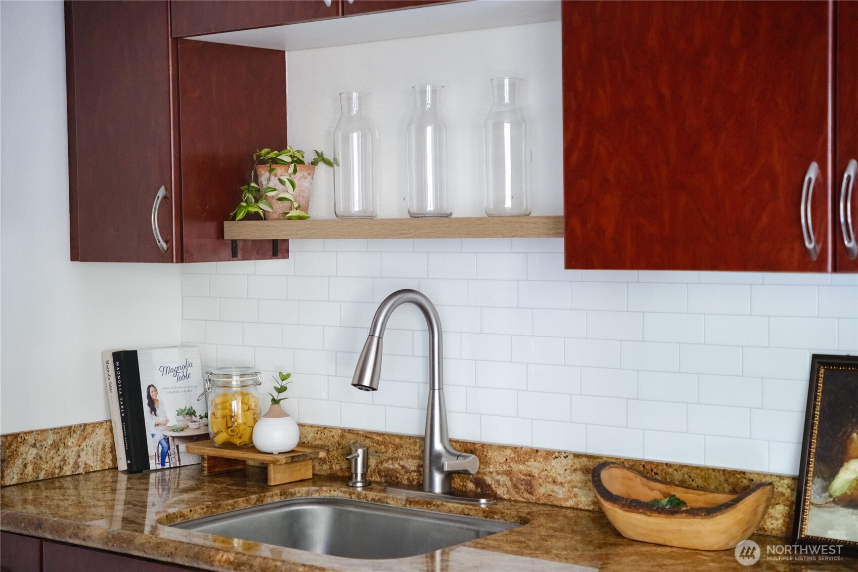 1105 Spring Street, Unit 304 Seattle, WA 98104 - Photo 9 of 31 Gallery Image 9