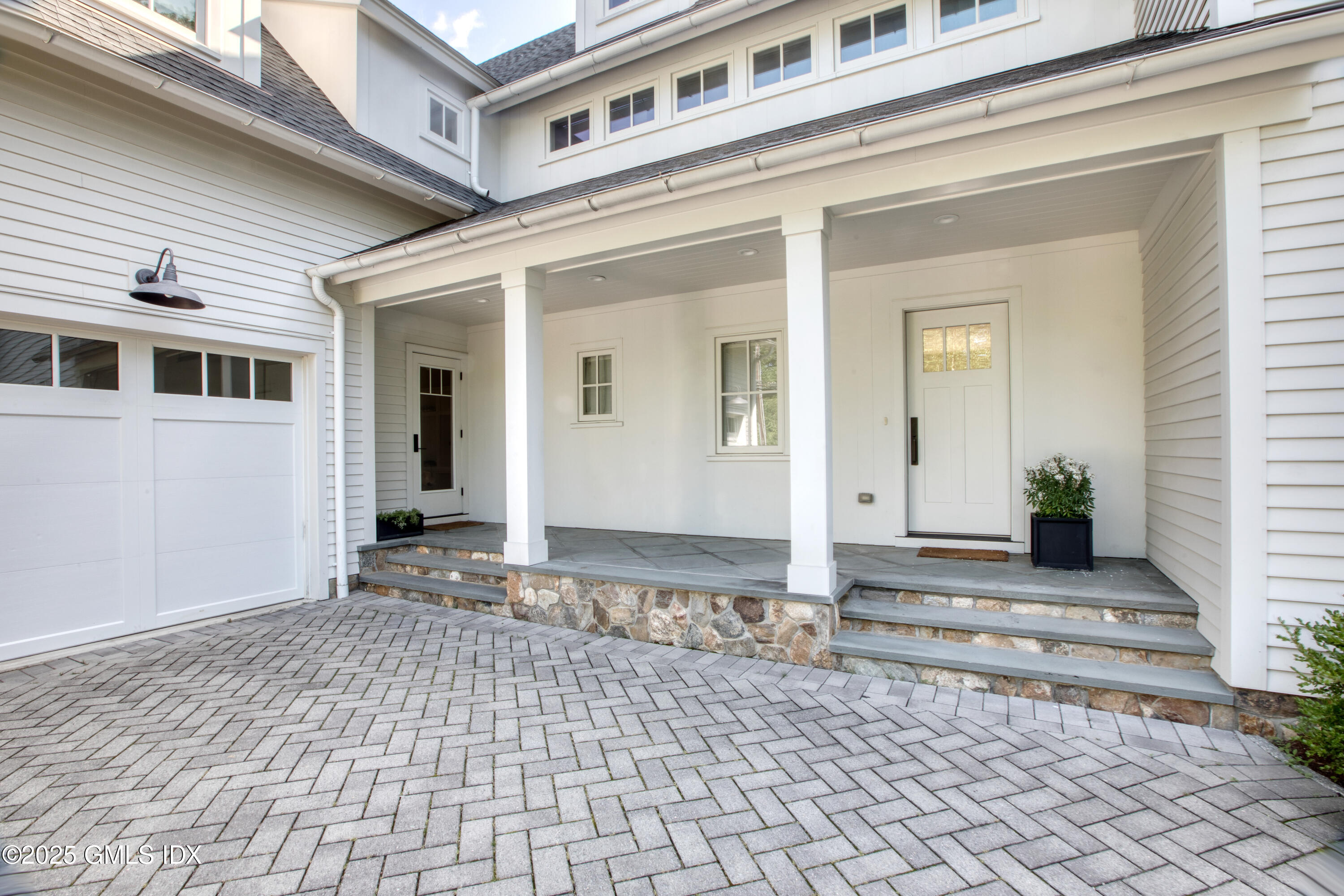 507 River Road Cos Cob, CT 06807 - Photo 3 of 36 864A8632-14