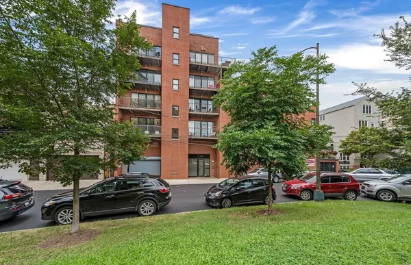 $5,800 | 1926 North Lincoln Park West, Unit 5A, Chicago, IL 60614