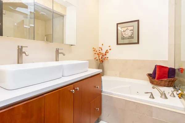$5,800 | 1926 North Lincoln Park West, Unit 5A, Chicago, IL 60614