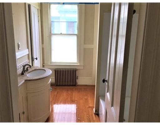 72 Westminster Street Springfield, MA 01109 - Photo 18 of 25