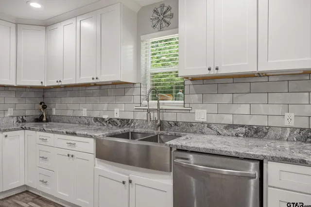 $299,000 | 10816 Mountain View Place, Whitehouse, TX 75791