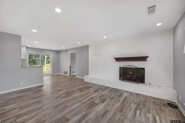 $299,000 | 10816 Mountain View Place, Whitehouse, TX 75791