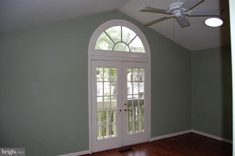 11129 Watermans Drive Reston, VA 20191 - Photo 14 of 29 Bedroom #2