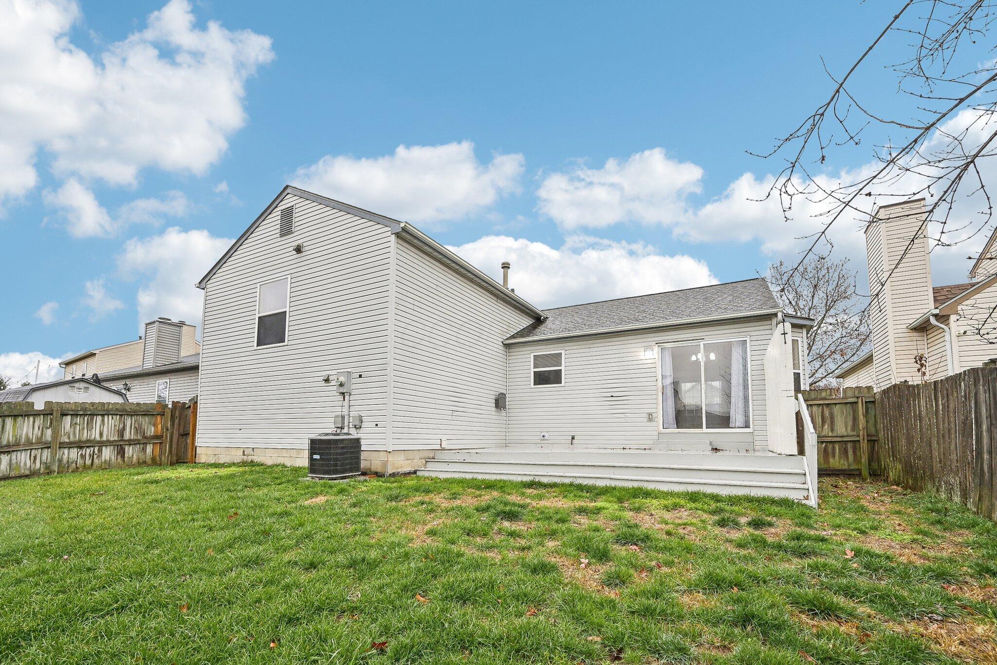 3082 Remington Ridge Road Columbus, OH 43232 - Photo 35 of 38 large-0193d399-511d-70a7-8d90-b723052746
