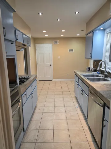 $299,798 | 3212 Whitney Avenue, Memphis, TN 38128