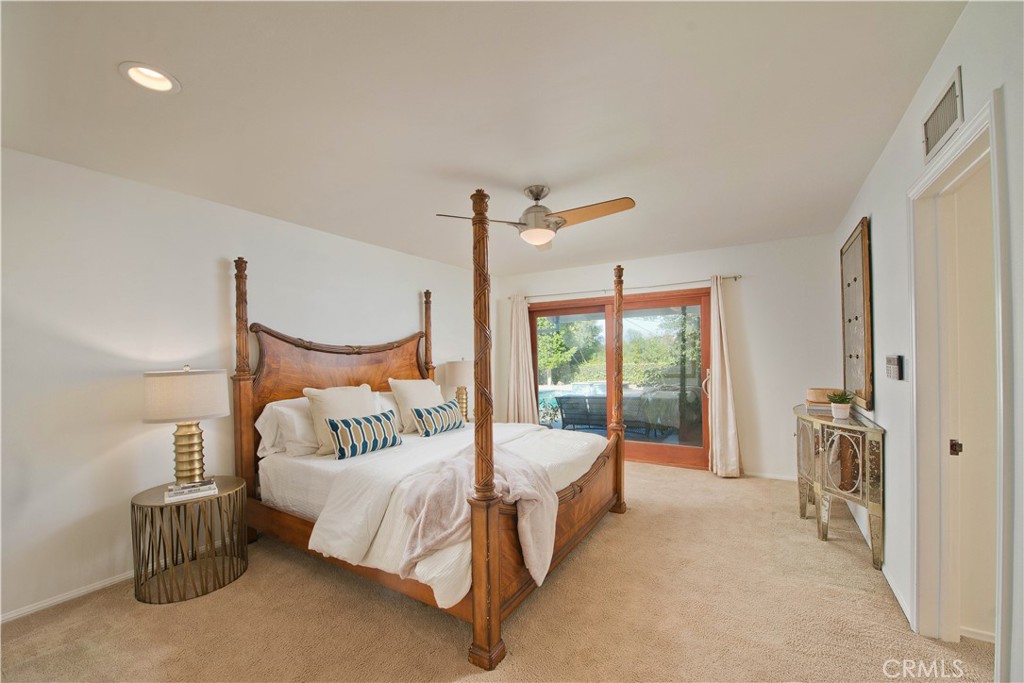 16529 Adlon Road Encino, CA 91436 - Photo 15 of 32