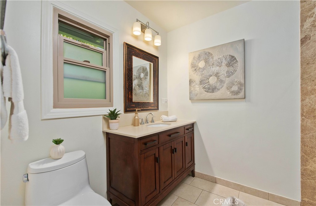 16529 Adlon Road Encino, CA 91436 - Photo 22 of 32