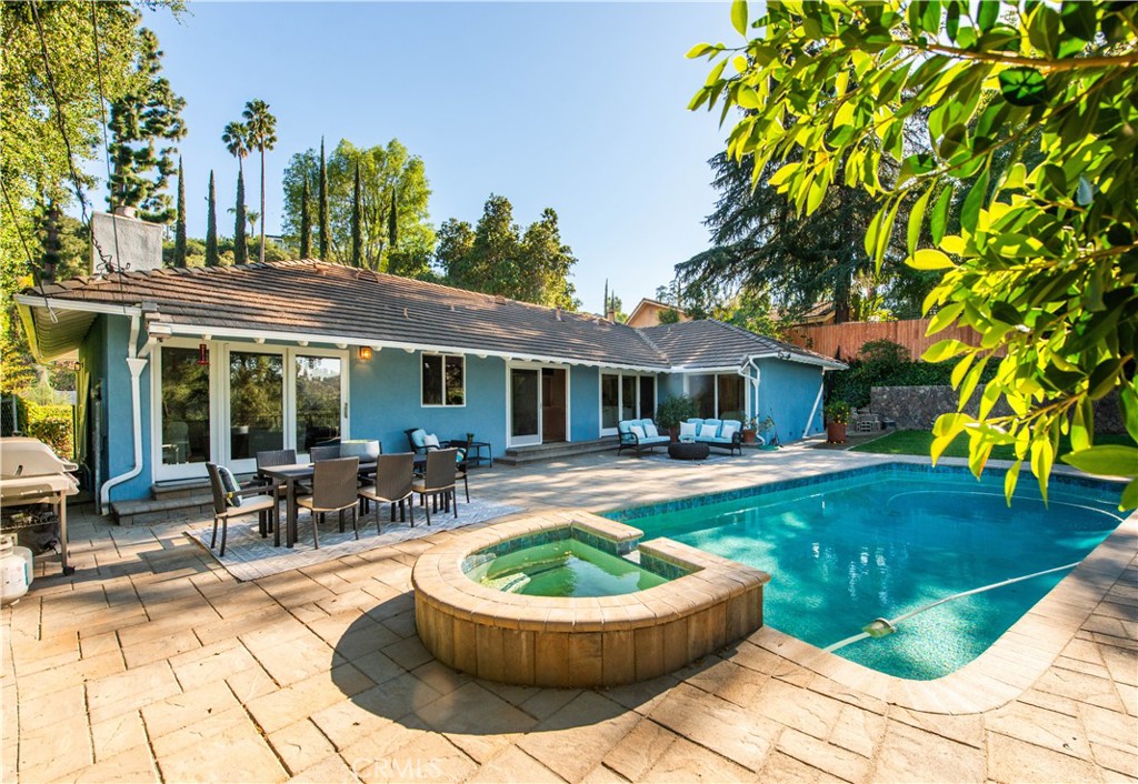 16529 Adlon Road Encino, CA 91436 - Photo 31 of 32