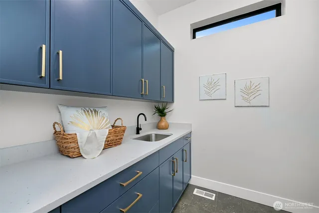 $1,899,950 | 3159 Chandler Parkway, Bellingham, WA 98226