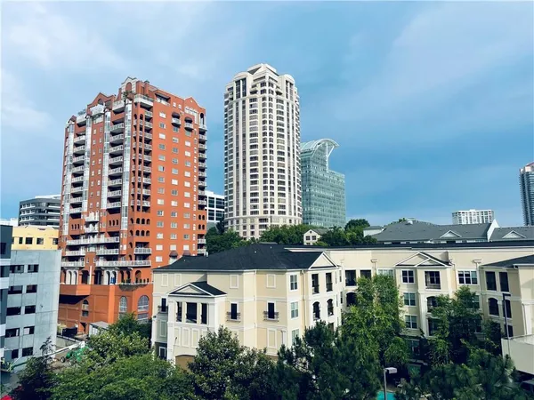 $2,595 | 3481 Lakeside Drive Northeast, Unit 1007, Atlanta, GA 30326