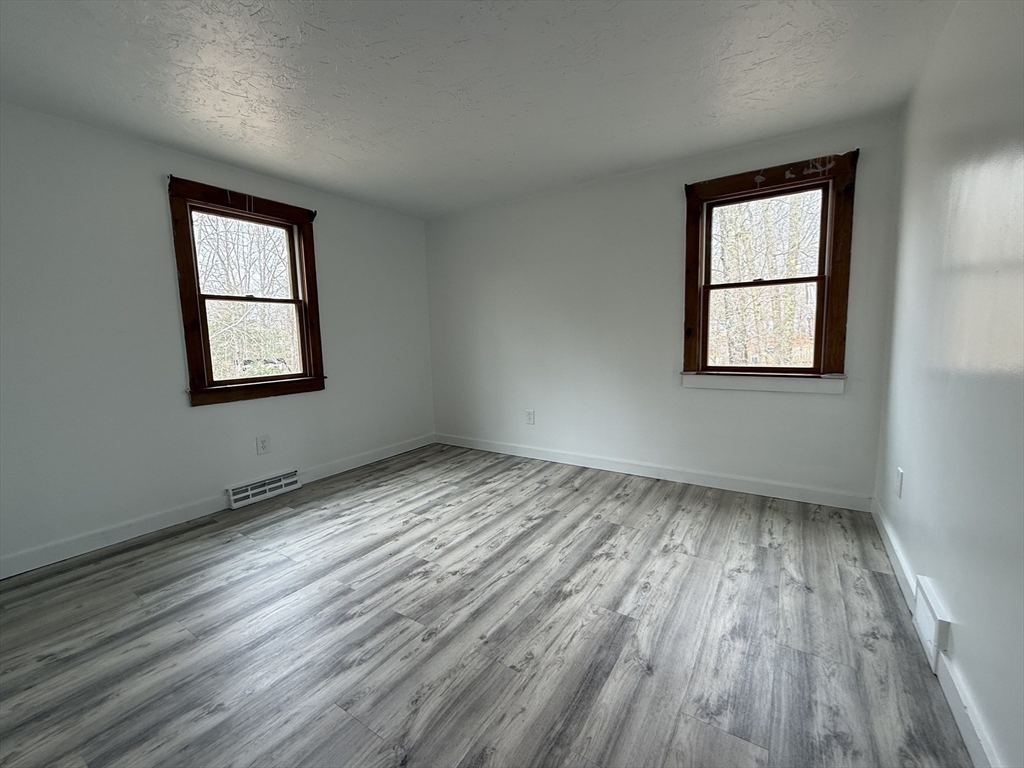 63 Crabtree Road Plymouth, MA 02360 - Photo 9 of 17