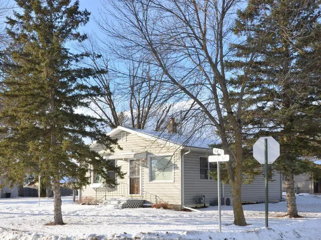 $179,900 | 107 Grove Avenue North, Park Rapids, MN 56470