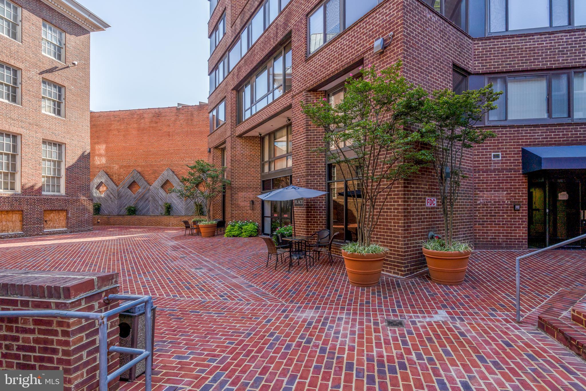 1077 30th Street Northwest, Unit 606 Washington, DC 20007 - Photo 2 of 30 Building courtyard